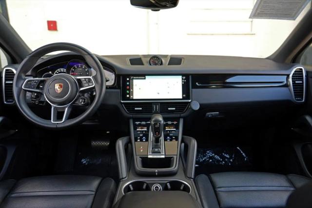 2023 Porsche Cayenne Base