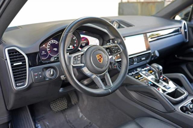 2023 Porsche Cayenne Base