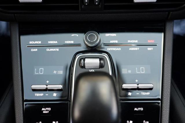 2023 Porsche Cayenne Base