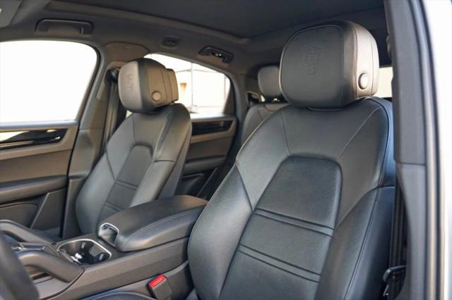 2023 Porsche Cayenne Base