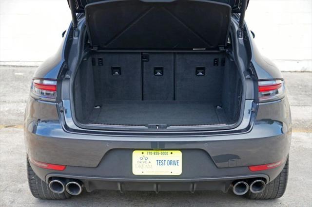 2021 Porsche Macan Base