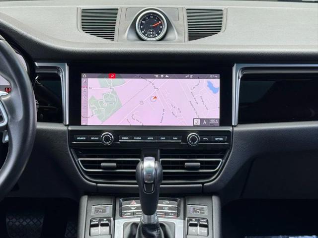 2021 Porsche Macan Base