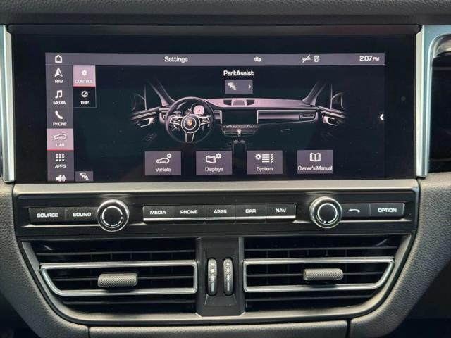 2021 Porsche Macan Base