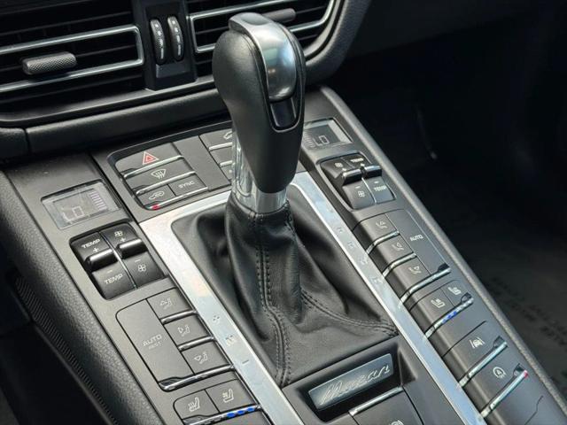 2021 Porsche Macan Base
