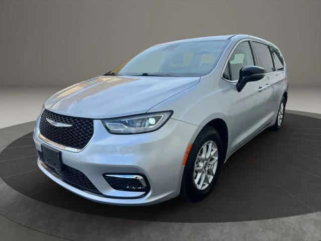2024 Chrysler Pacifica Touring L for sale in South Hackensack, NJ