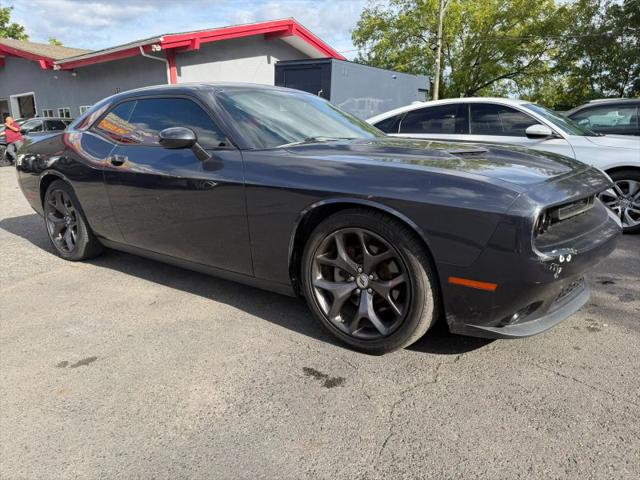 2018 Dodge Challenger SXT Plus