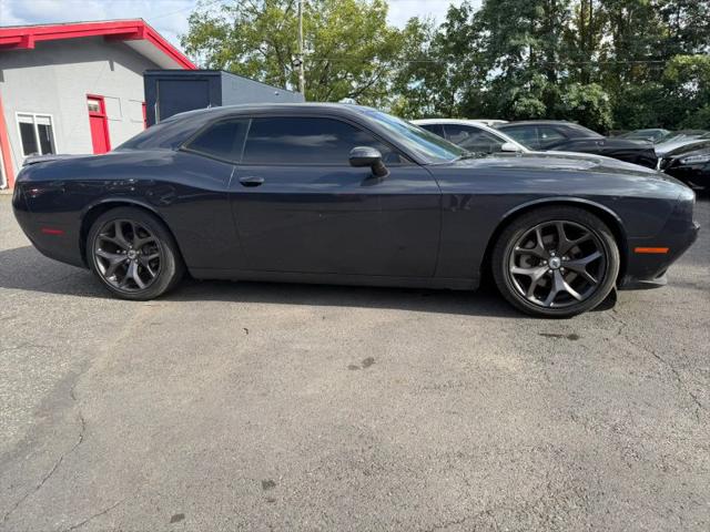2018 Dodge Challenger SXT Plus