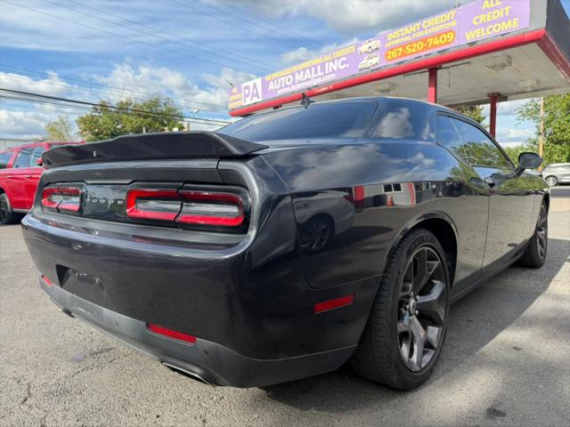 2018 Dodge Challenger SXT Plus
