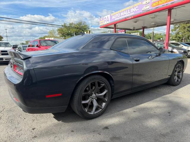 2018 Dodge Challenger SXT Plus