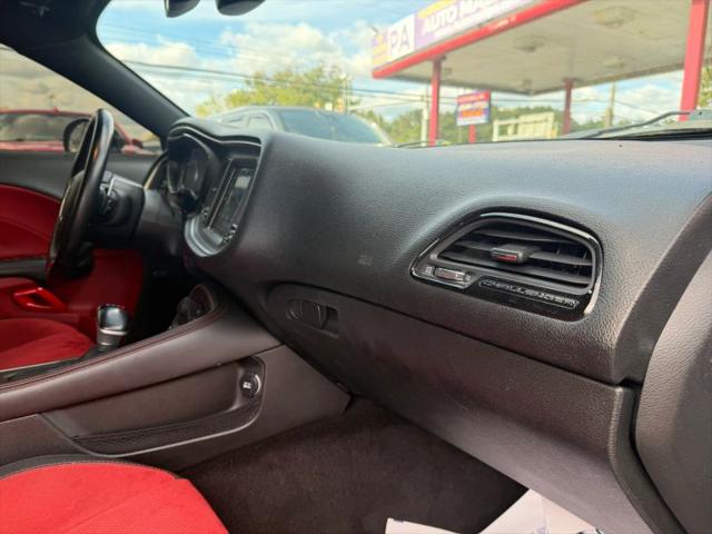 2018 Dodge Challenger SXT Plus
