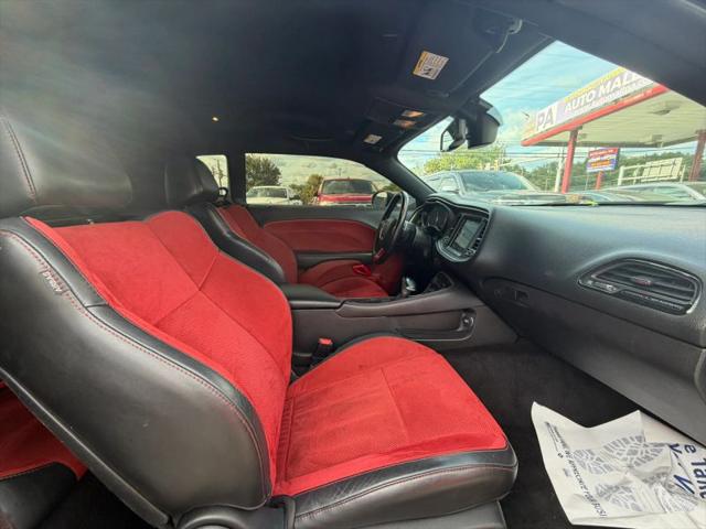 2018 Dodge Challenger SXT Plus