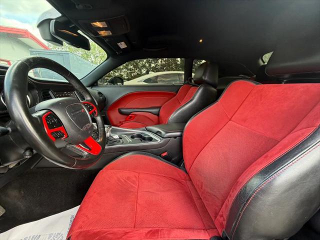 2018 Dodge Challenger SXT Plus