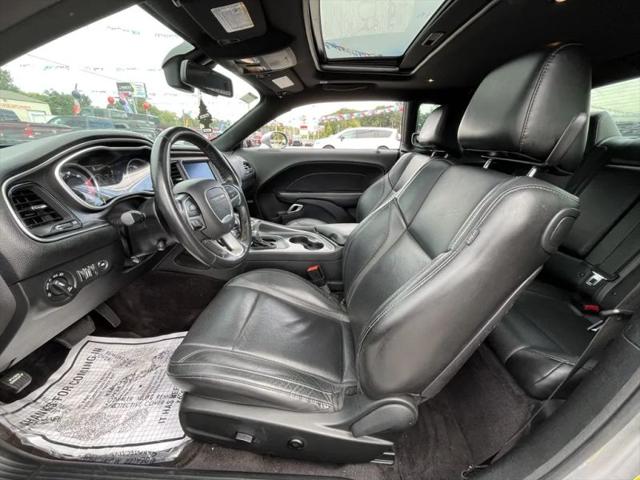 2017 Dodge Challenger SXT