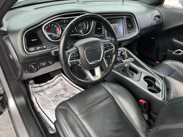 2017 Dodge Challenger SXT
