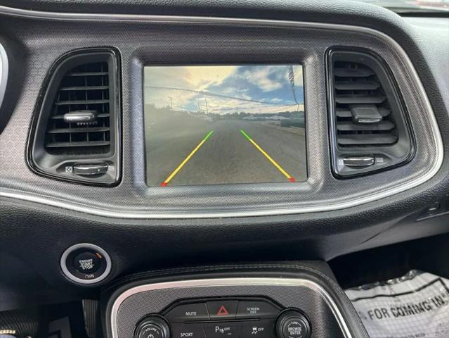 2017 Dodge Challenger SXT