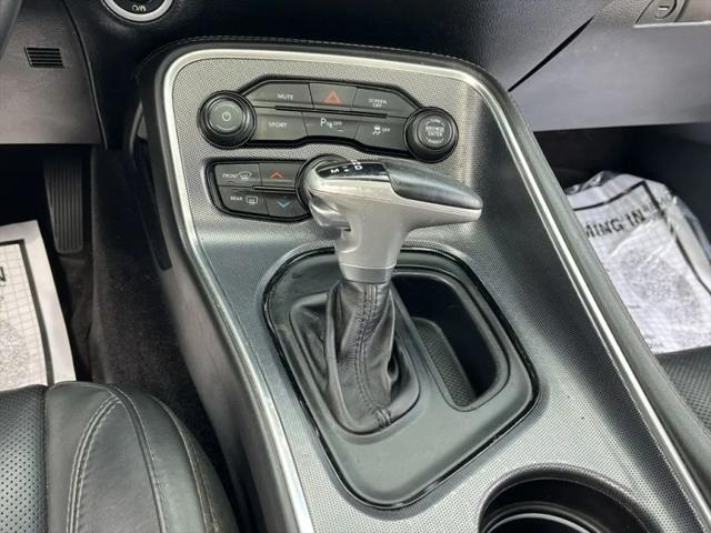 2017 Dodge Challenger SXT