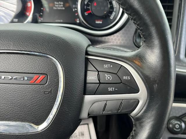 2017 Dodge Challenger SXT