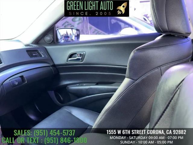 2016 Acura ILX Premium Package