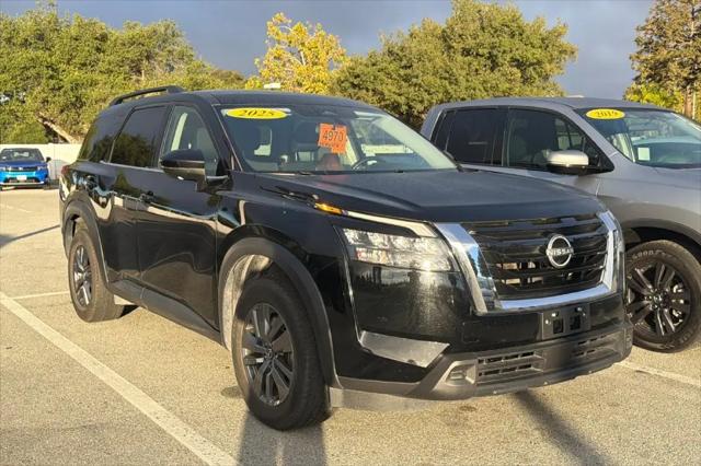 2025 Nissan Pathfinder SV FWD