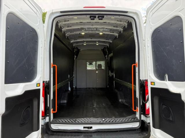 2017 Ford Transit Extended Length w/Sliding Side Door w/LWB