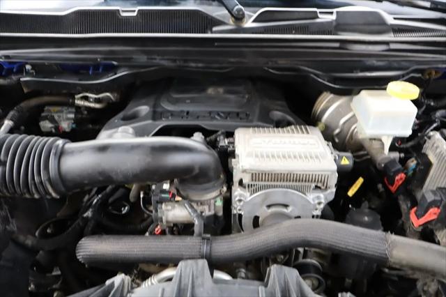 2019 Ram 1500 Big Horn/Lone Star Crew Cab 4x4 57 Box