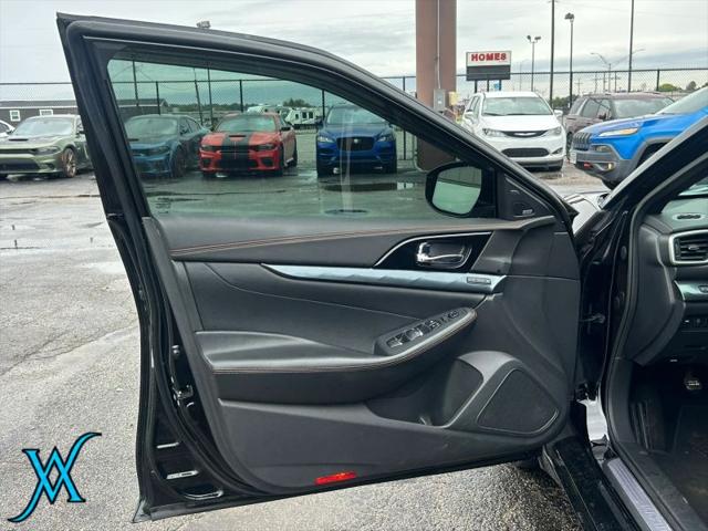 2021 Nissan Maxima SR Xtronic CVT