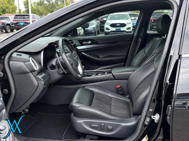 2021 Nissan Maxima SR Xtronic CVT
