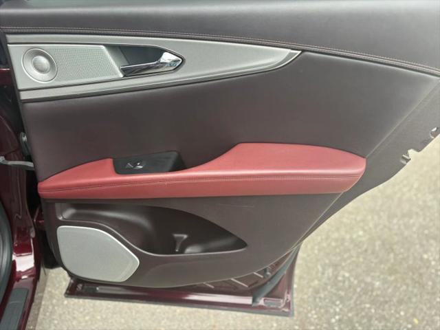 2019 Lincoln Nautilus Black Label