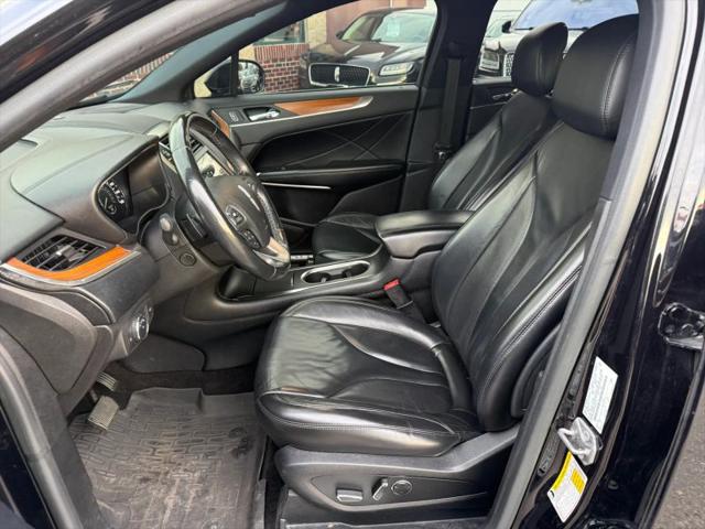 2019 Lincoln MKC Select