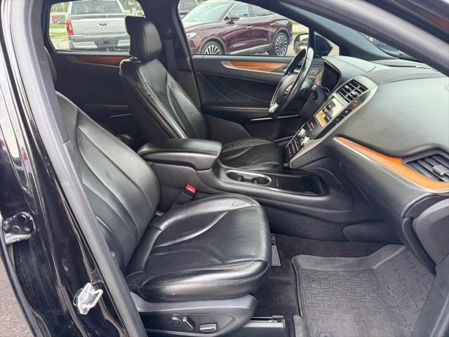 2019 Lincoln MKC Select