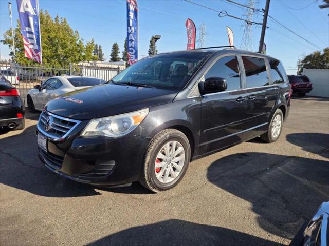 2012 Volkswagen Routan SE for sale in Sacramento, CA