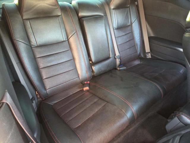 2012 Dodge Challenger SXT