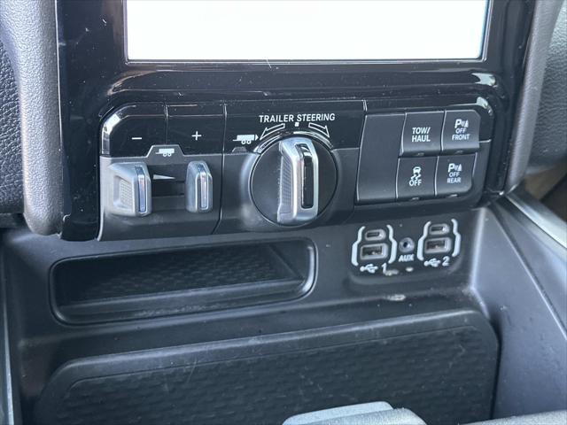 2022 Ram 1500 Big Horn Crew Cab 4x4 57 Box