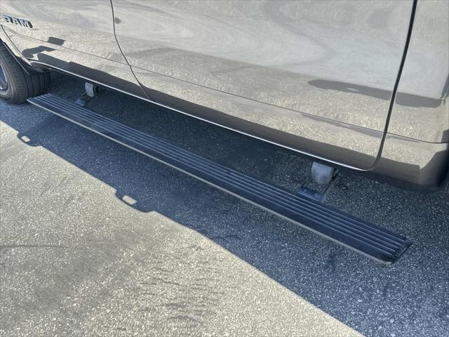 2022 Ram 1500 Big Horn Crew Cab 4x4 57 Box
