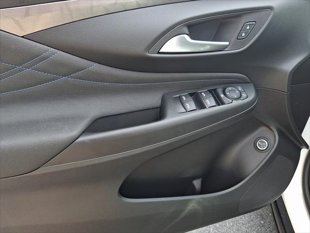2026 Buick NV Sport Touring FWD