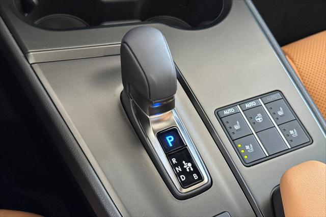 2026 Lexus 300 Premium AWD