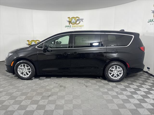 2027 Chrysler Pacifica LX