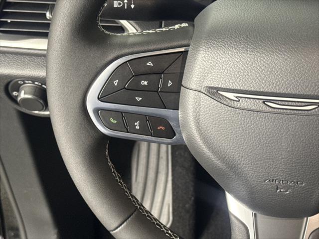 2027 Chrysler Pacifica LX
