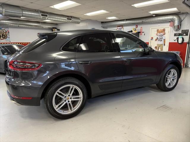 2017 Porsche Macan AWD