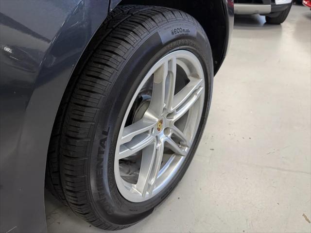 2017 Porsche Macan AWD