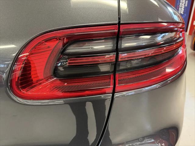 2017 Porsche Macan AWD