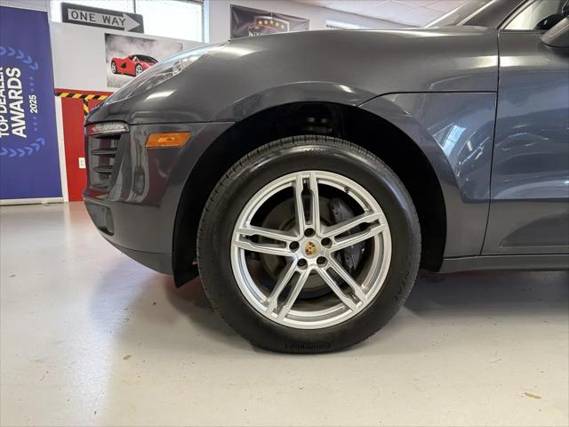 2017 Porsche Macan AWD