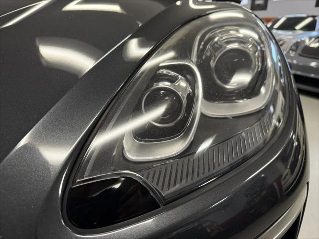2017 Porsche Macan AWD