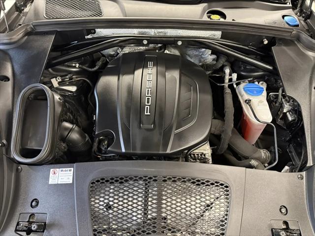 2017 Porsche Macan AWD