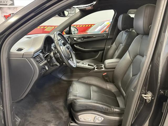 2017 Porsche Macan AWD