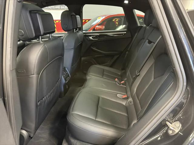 2017 Porsche Macan AWD