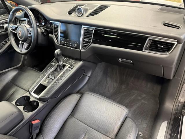 2017 Porsche Macan AWD