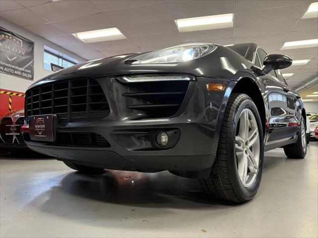 2017 Porsche Macan AWD