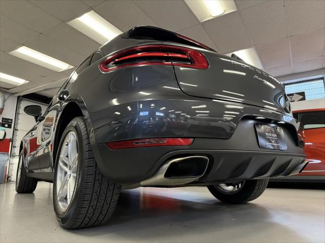 2017 Porsche Macan AWD