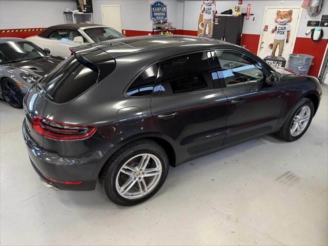 2017 Porsche Macan AWD